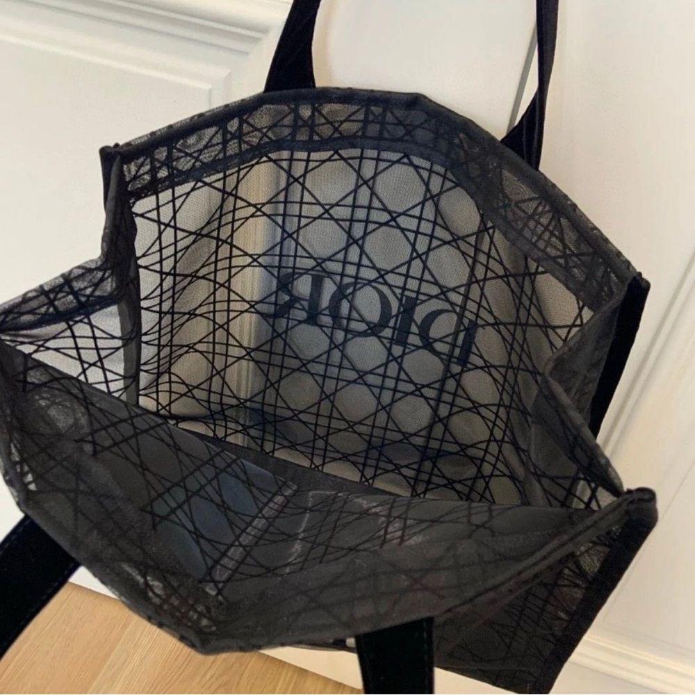 DIOR Beauty New Cannage Mesh Lace Beauty Tote Limited Edition - Picture 3 of 10